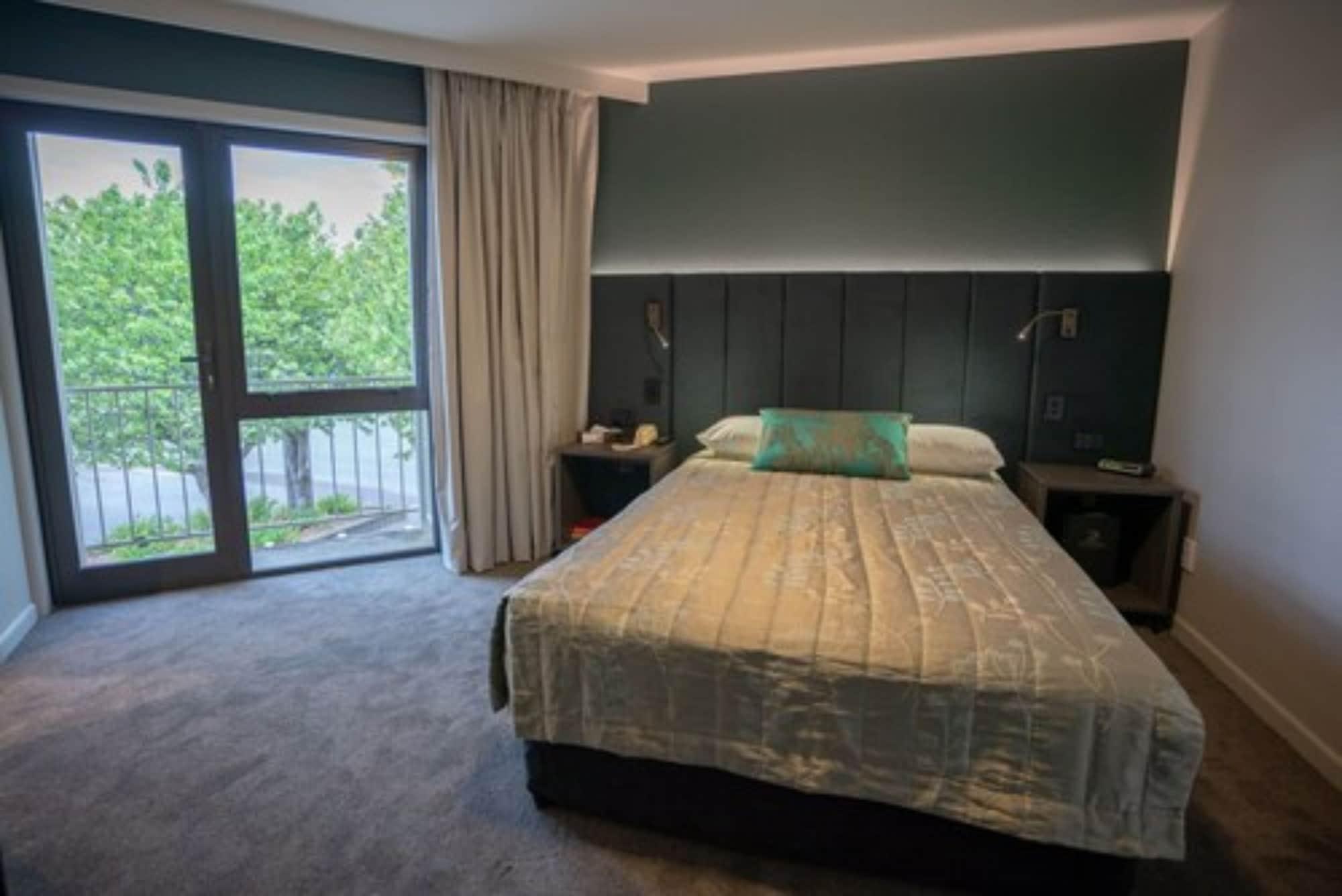 Distinction Luxmore Hotel Te Anau Kültér fotó