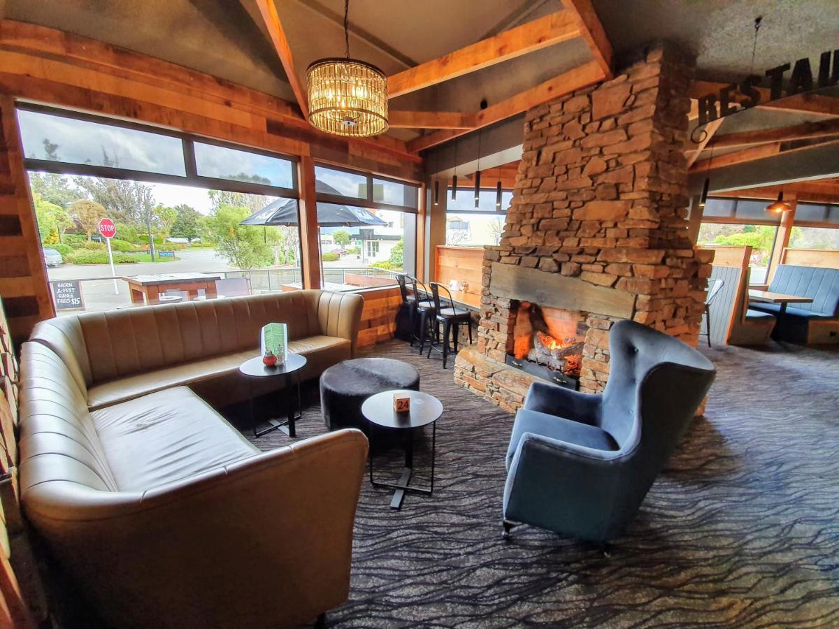 Distinction Luxmore Hotel Te Anau Kültér fotó