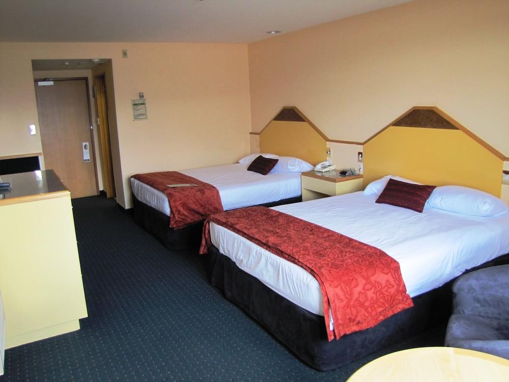 Distinction Luxmore Hotel Te Anau Kültér fotó