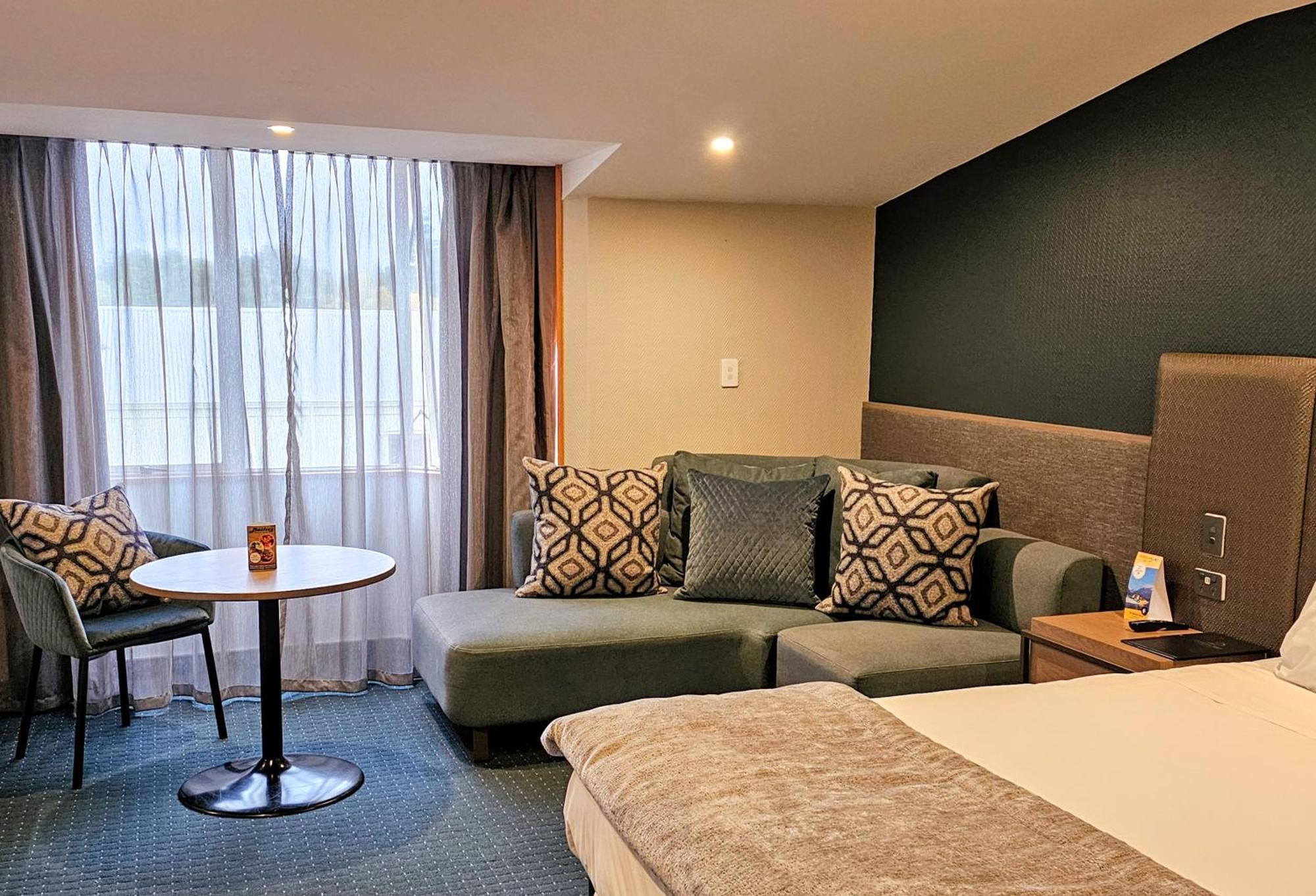 Distinction Luxmore Hotel Te Anau Kültér fotó