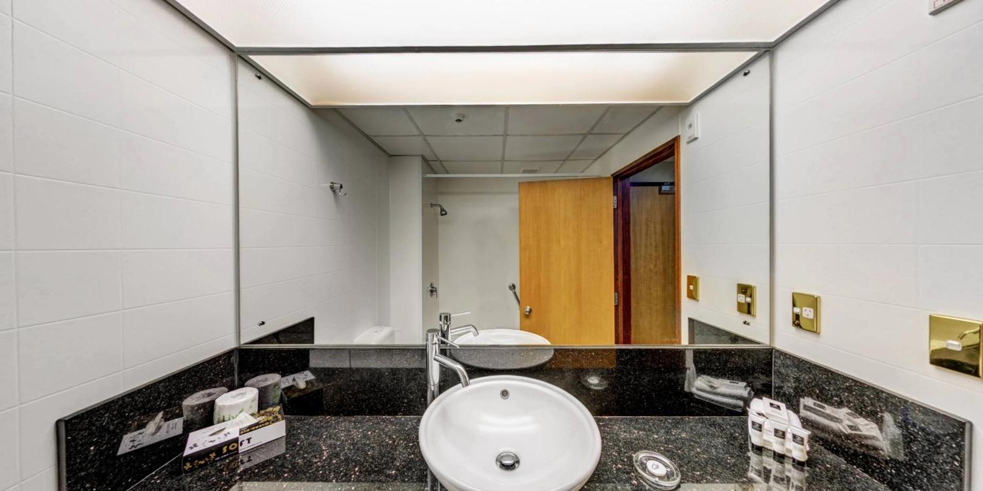 Distinction Luxmore Hotel Te Anau Kültér fotó