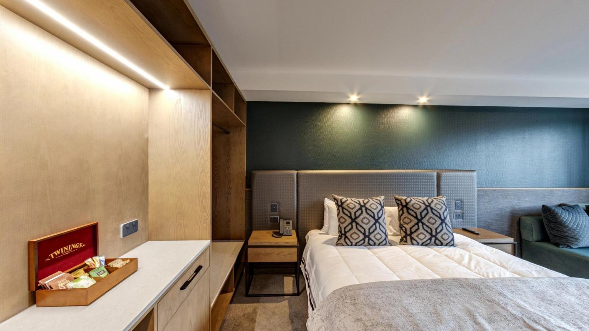Distinction Luxmore Hotel Te Anau Kültér fotó