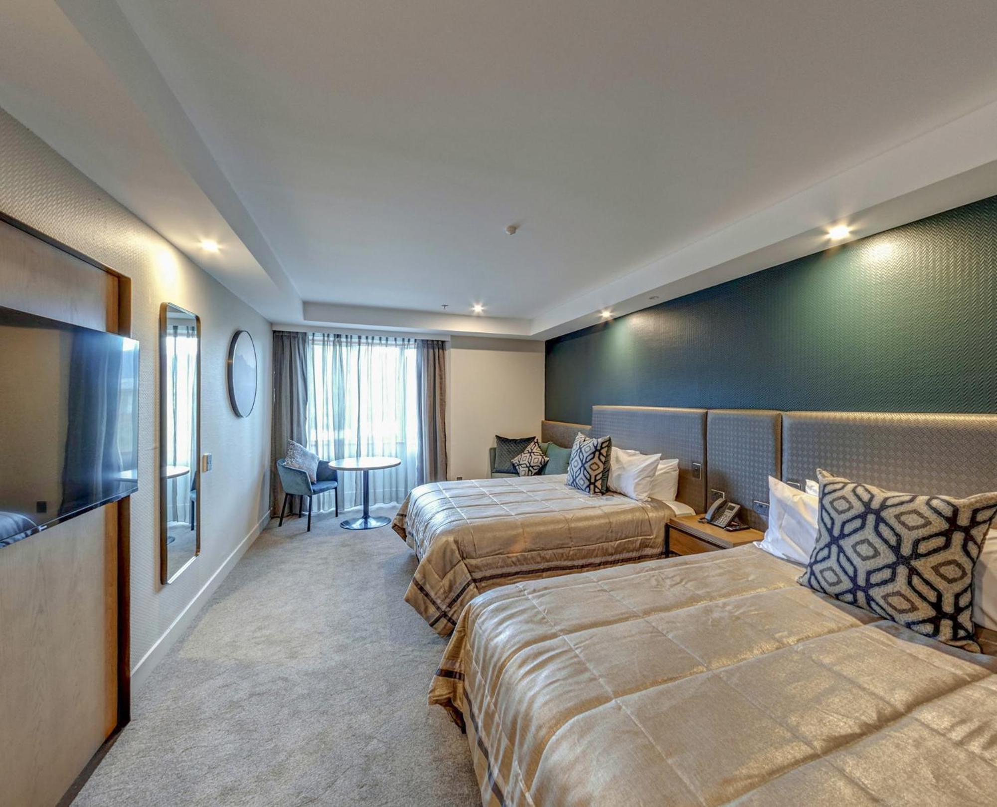 Distinction Luxmore Hotel Te Anau Kültér fotó
