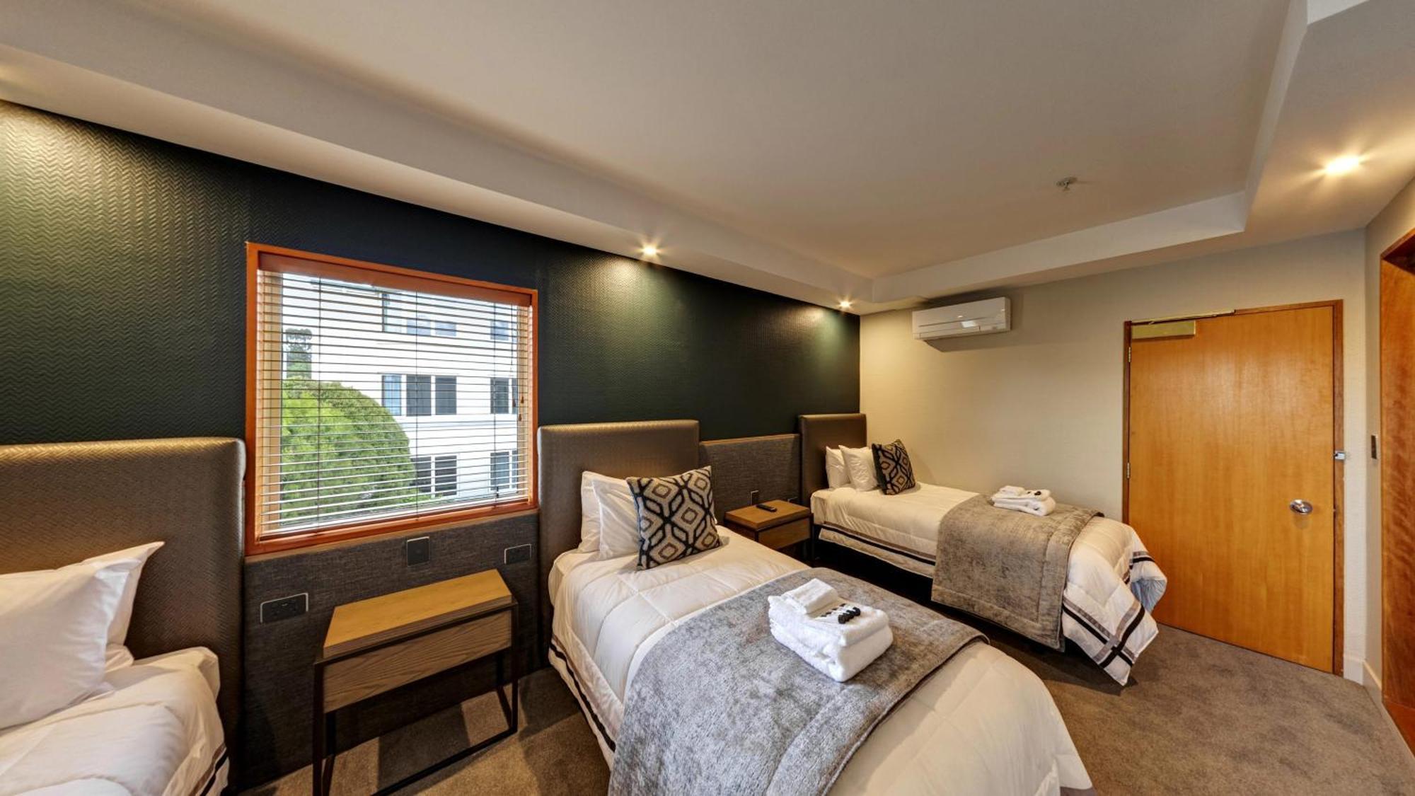 Distinction Luxmore Hotel Te Anau Kültér fotó