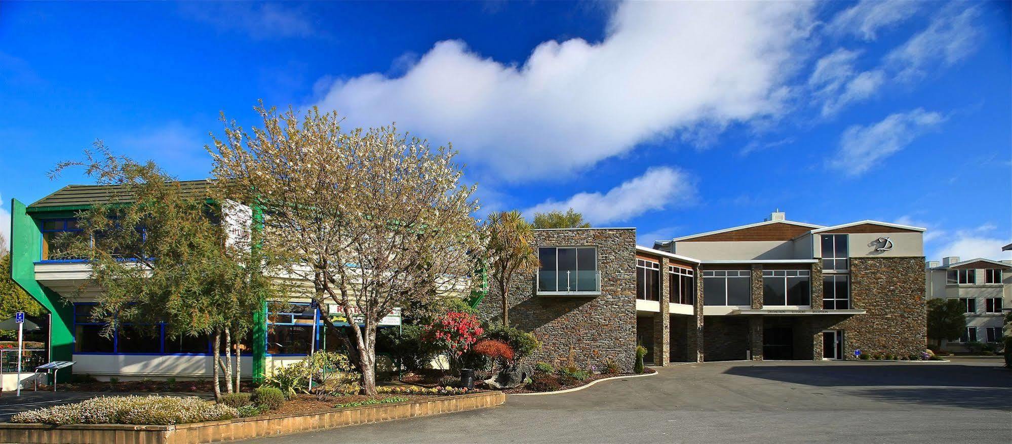 Distinction Luxmore Hotel Te Anau Kültér fotó